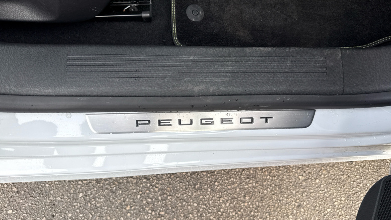 Peugeot 308 1.2 Hybrid 145 GT 5dr e-DSC6 Petrol Hatchback